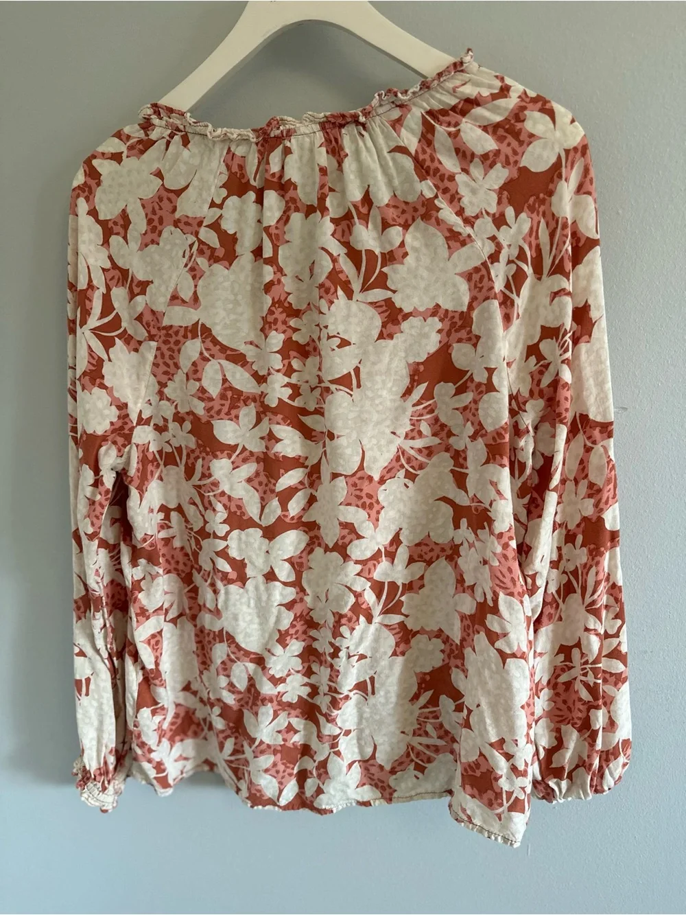 Old Navy lightweight blouse